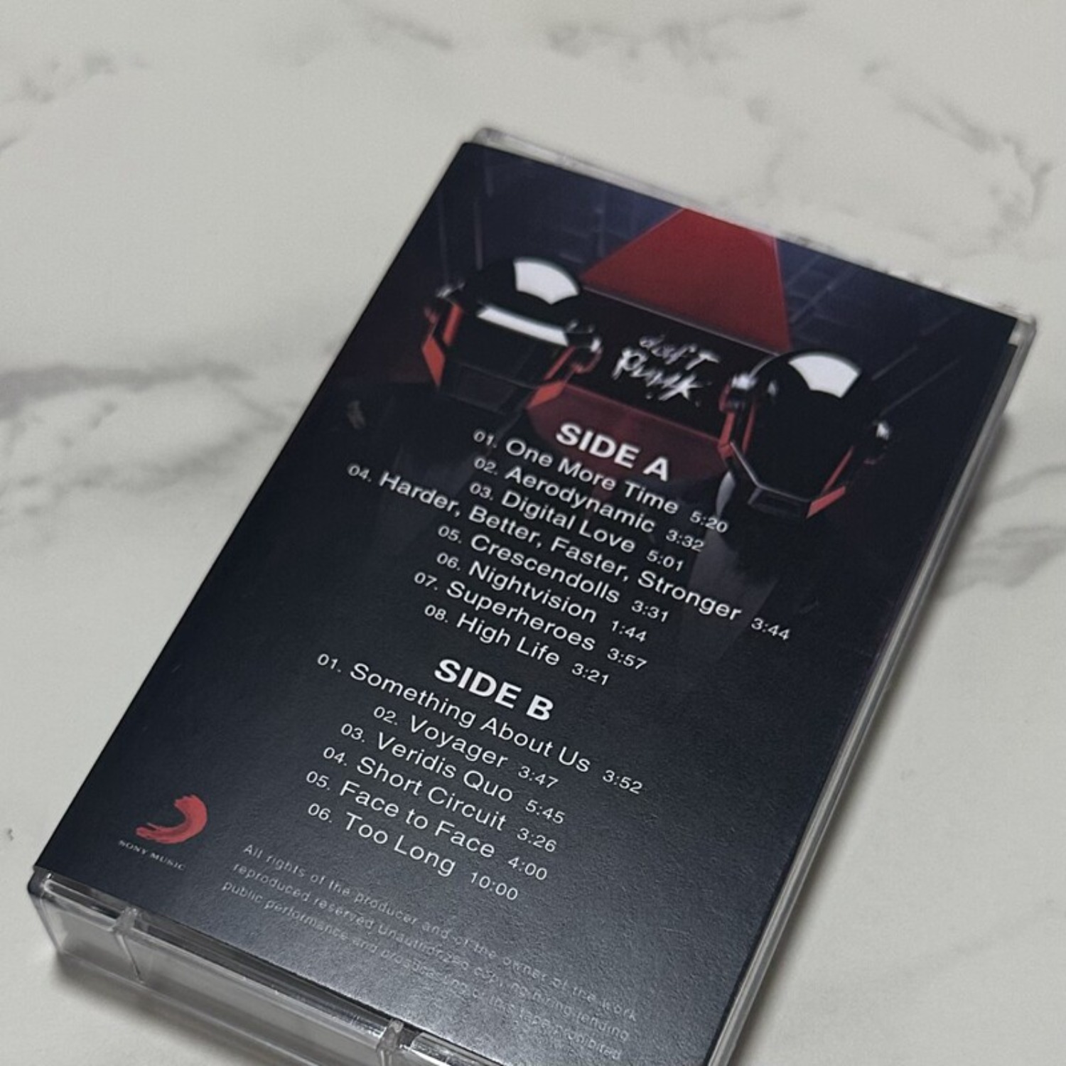 Daft Punk French Electronic Da - Official Audio Music recensione e prezzo